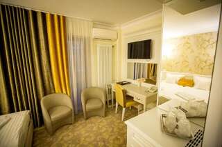 Отель Grand Hotel Minerva Resort & SPA Бэиле-Еркулане Двухместный номер Делюкс с 2 отдельными кроватями и балконом-2